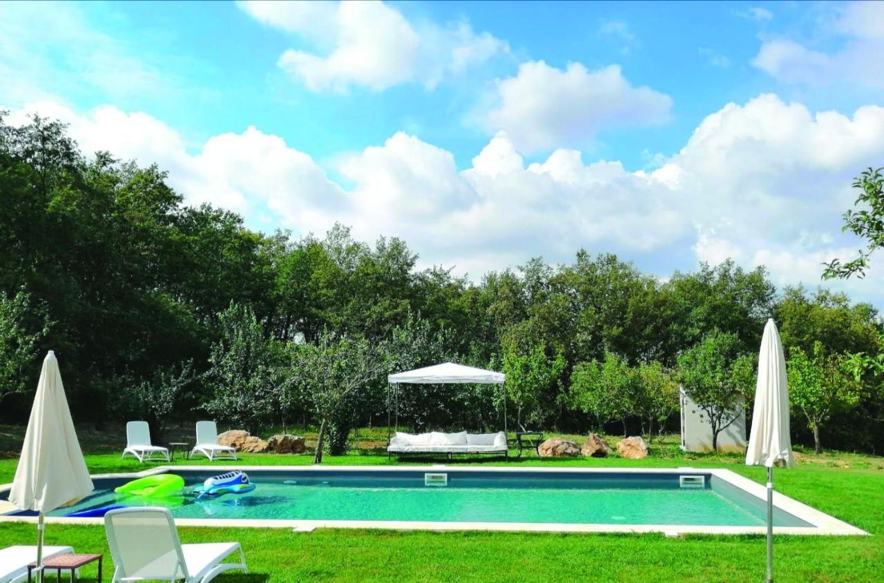 מנצ'יאנו Il Daino Bianco Country Hotel מראה חיצוני תמונה